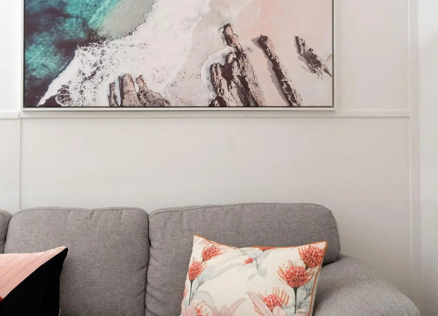 Blissful Beachfront Apartment Broulee 0*,